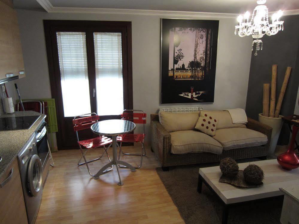 ברבסטרו Apartamentos Alcoba De Baco מראה חיצוני תמונה